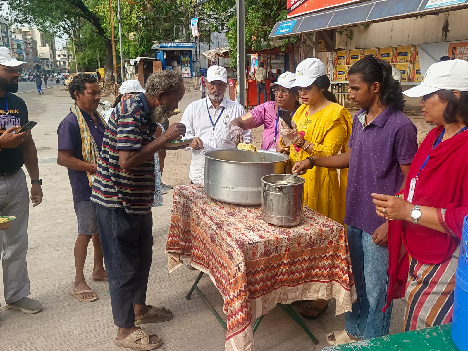 Breakfast distribution