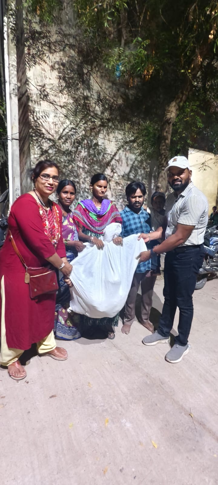 Supporting blind individuals
